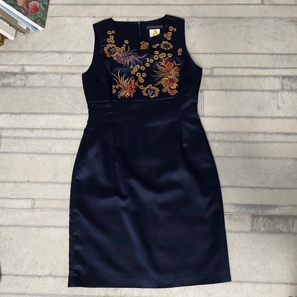 Vintage 90’s Andrea Jovine Navy Floral Embroidery Midi Sleeveless Dress Size 8 - Picture 10 of 17